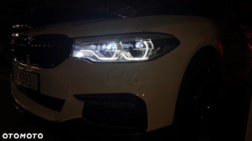 BMW Seria 5 530i xDrive M Sport sport - 39