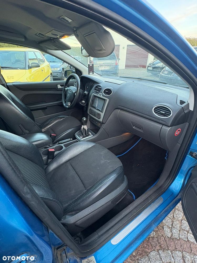 Ford Focus 2.0 TDCi DPF Style - 12
