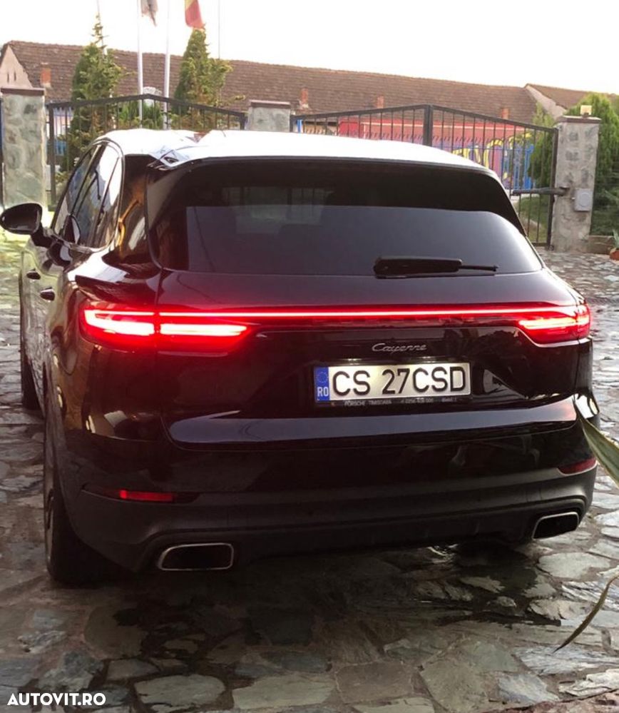 Porsche Cayenne - 6