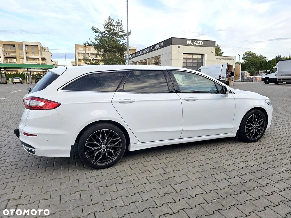 Ford Mondeo 2.0 TDCi Titanium PowerShift - 12