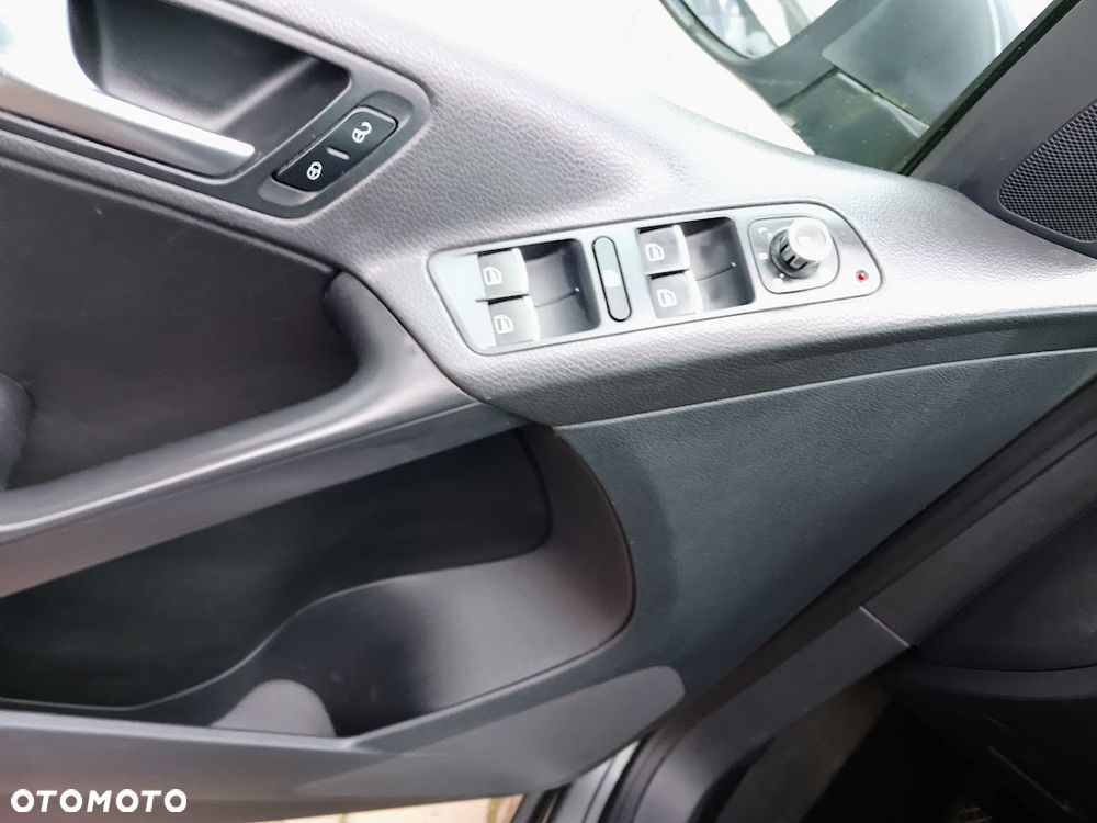 Volkswagen Tiguan 2.0 TDI DPF BlueMotion Technology Exclusive - 19