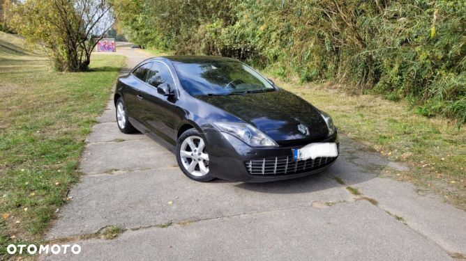 Renault Laguna 2010 photo 2