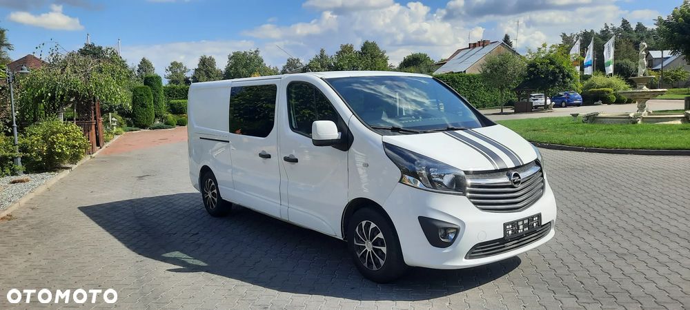Opel Vivaro - 10