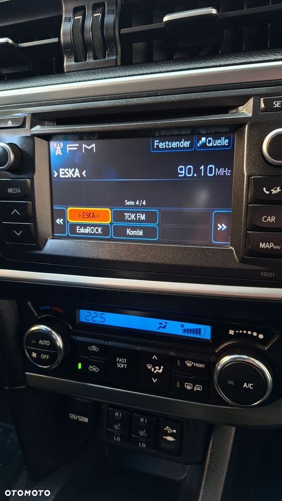 Toyota Auris 1.6 Sol - 24