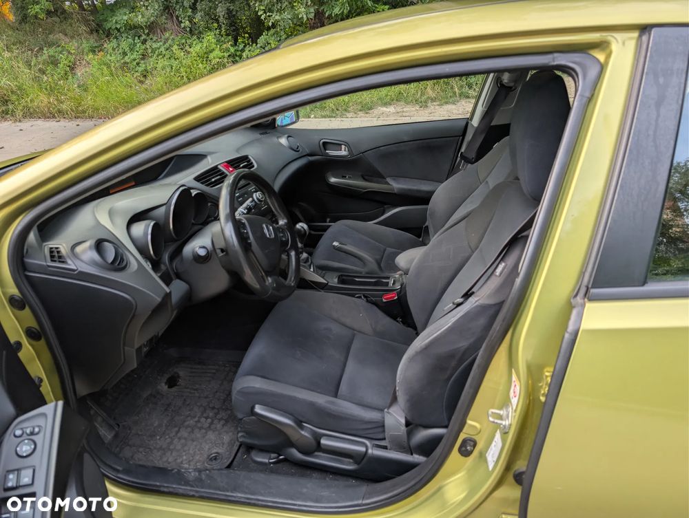 Honda Civic 1.8 Sport - 10