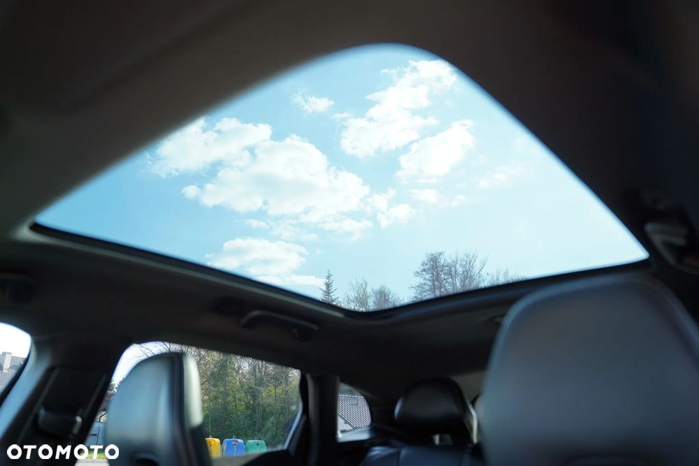 Volvo V40 T4 Geartronic RDesign - 29