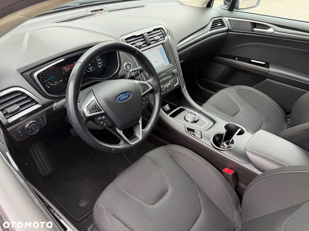 Ford Mondeo 2.0 EcoBlue Titanium - 27