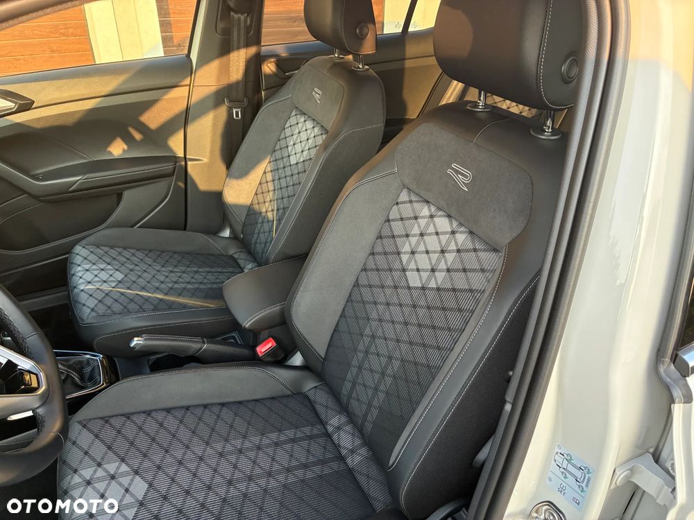 Volkswagen T-Cross 1.0 TSI R-Line Plus DSG - 11