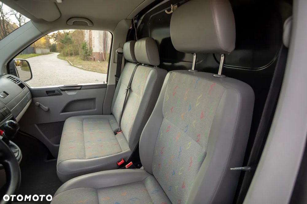 Volkswagen T5 Transporter - 17