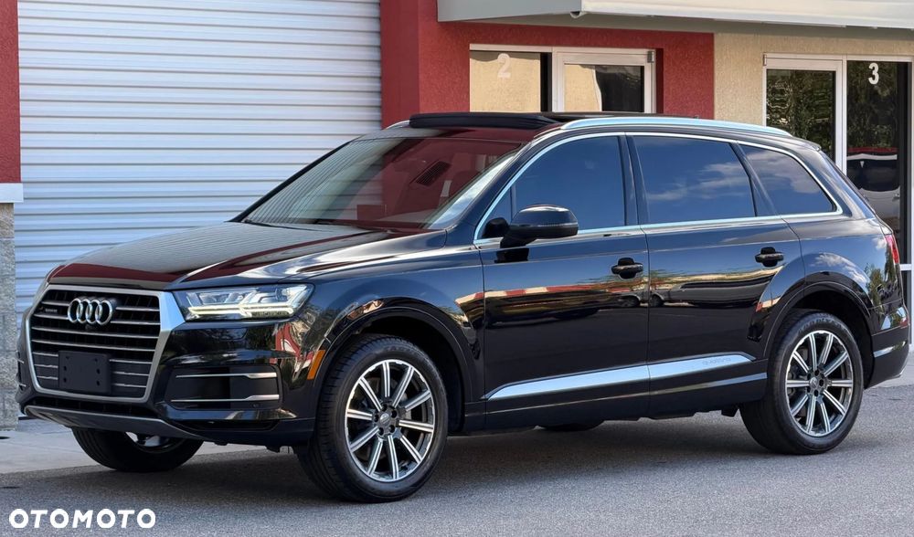 Audi Q7 3.0 TFSI Quattro Tiptronic - 1