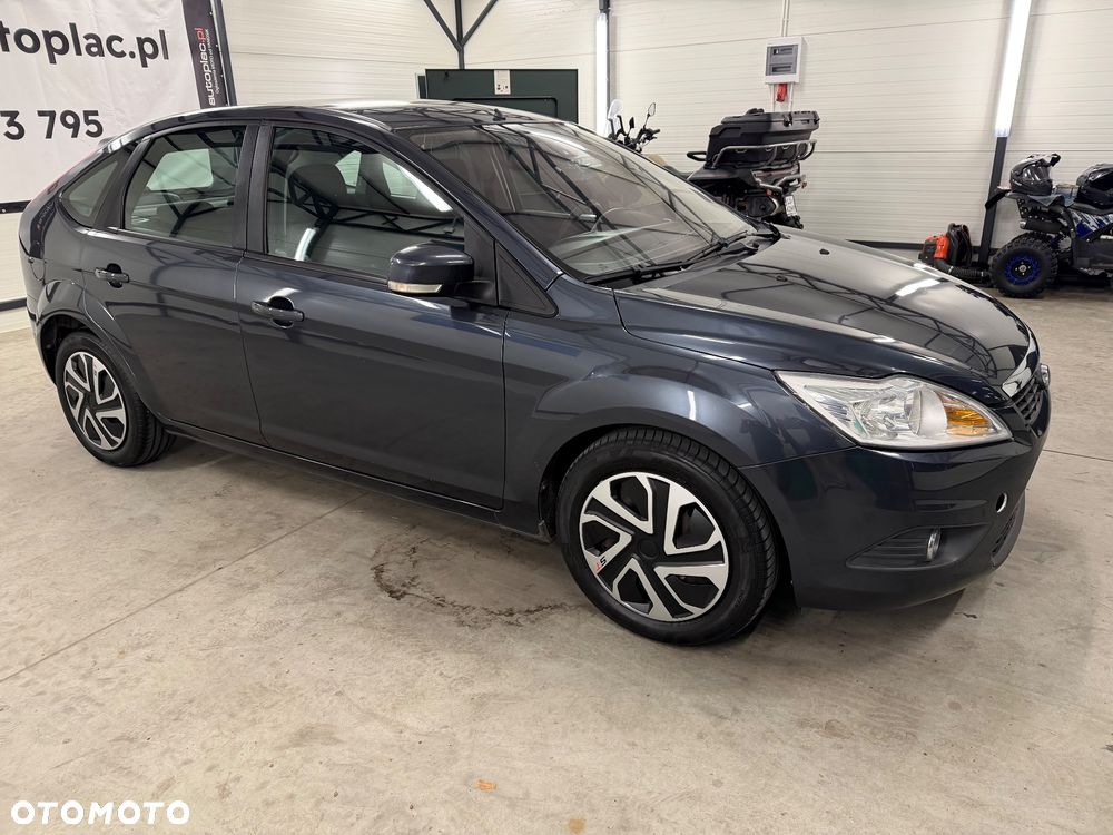 Ford Focus - 8