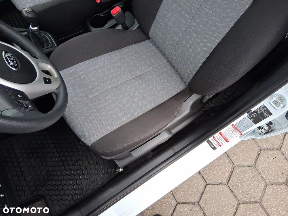 Kia Venga 1.4 M - 12