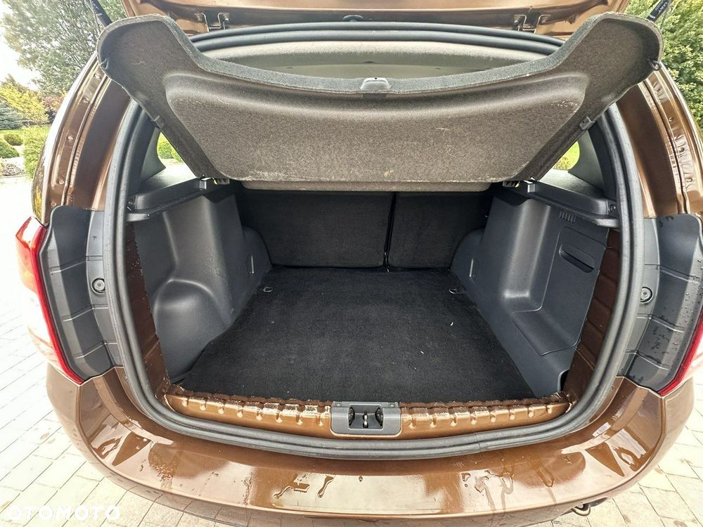 Dacia Duster - 13