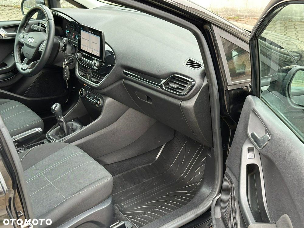 Ford Fiesta - 17