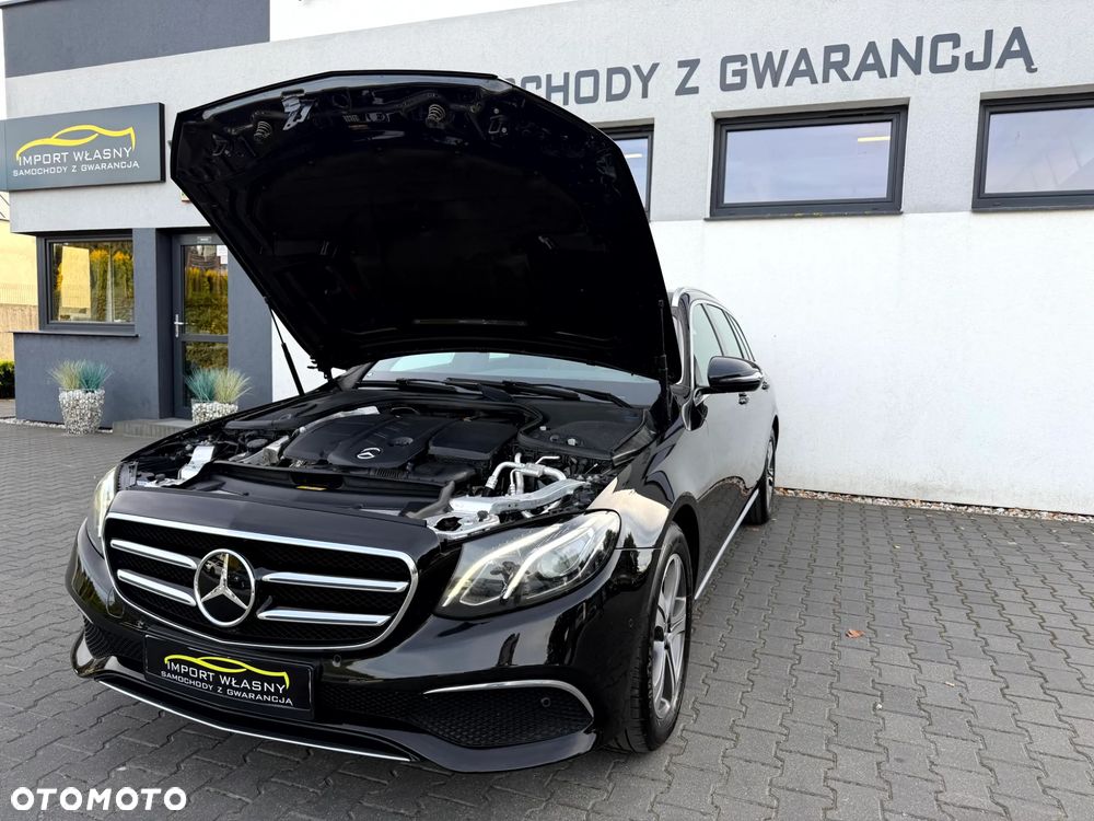 Mercedes-Benz Klasa E 220 d 9G-TRONIC Sportstyle Edition - 36