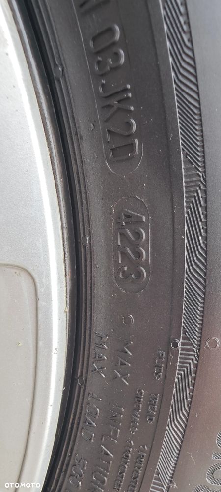 Toyota Yaris 1.5 Premium - 17