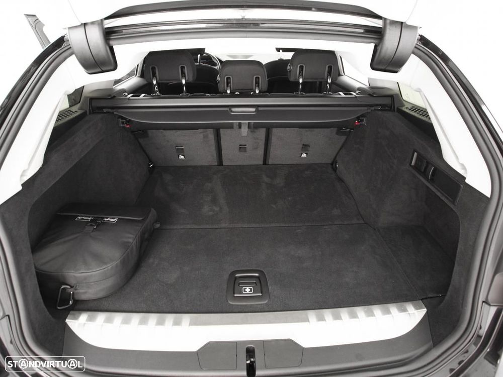 BMW 330 e Corporate Edition Auto - 15