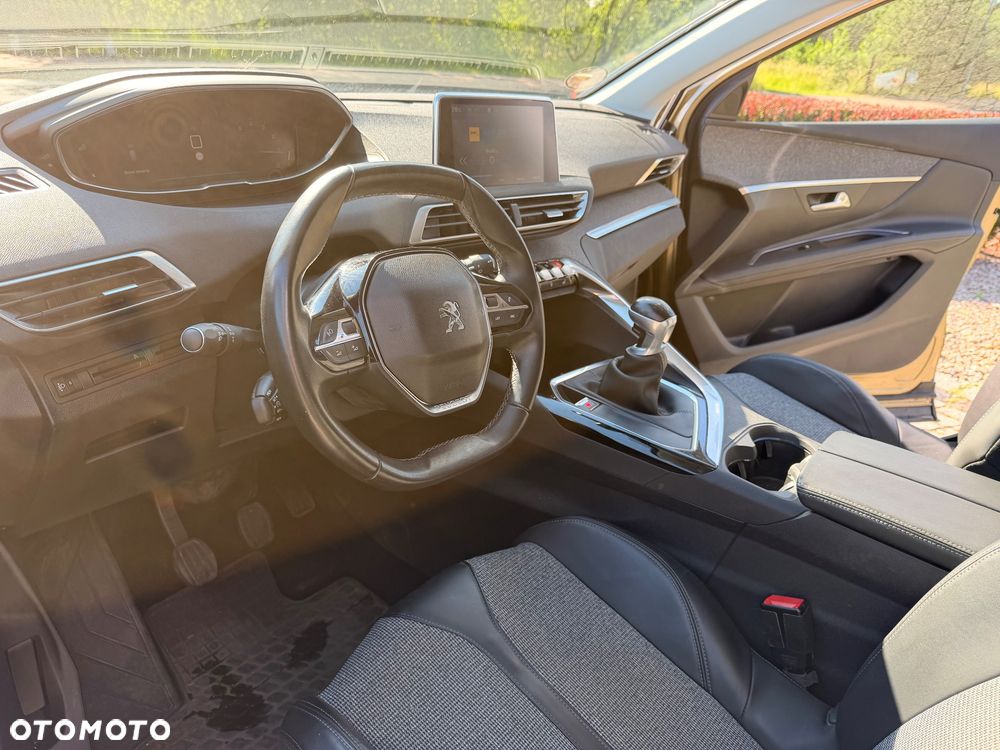 Peugeot 3008 PureTech 130 Stop & Start Allure - 26