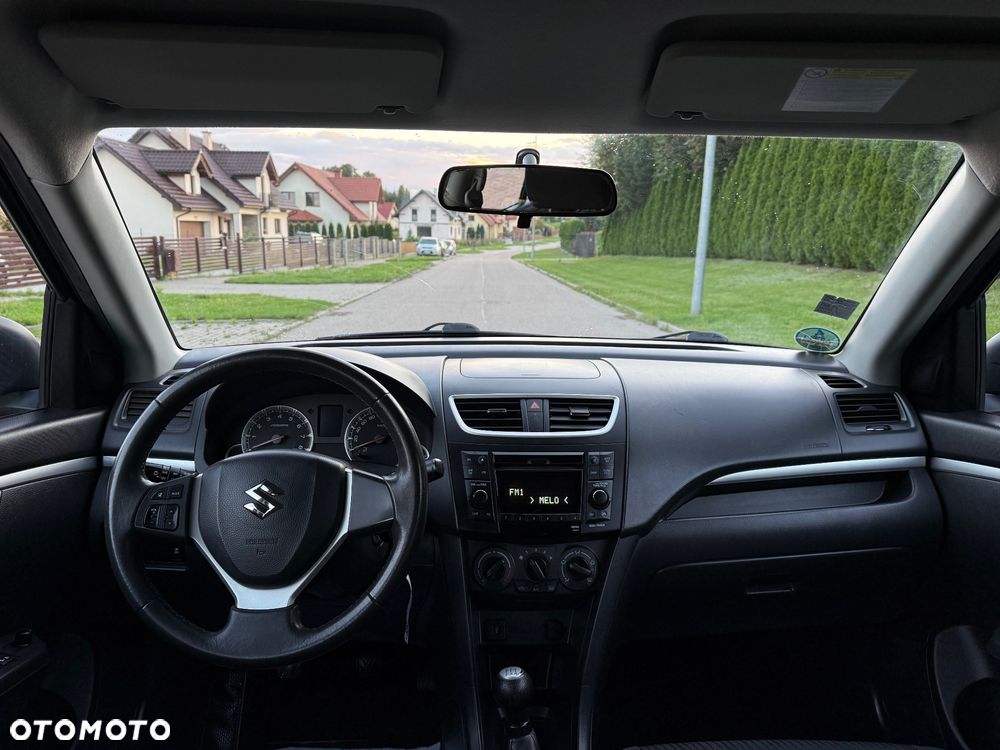 Suzuki Swift - 12