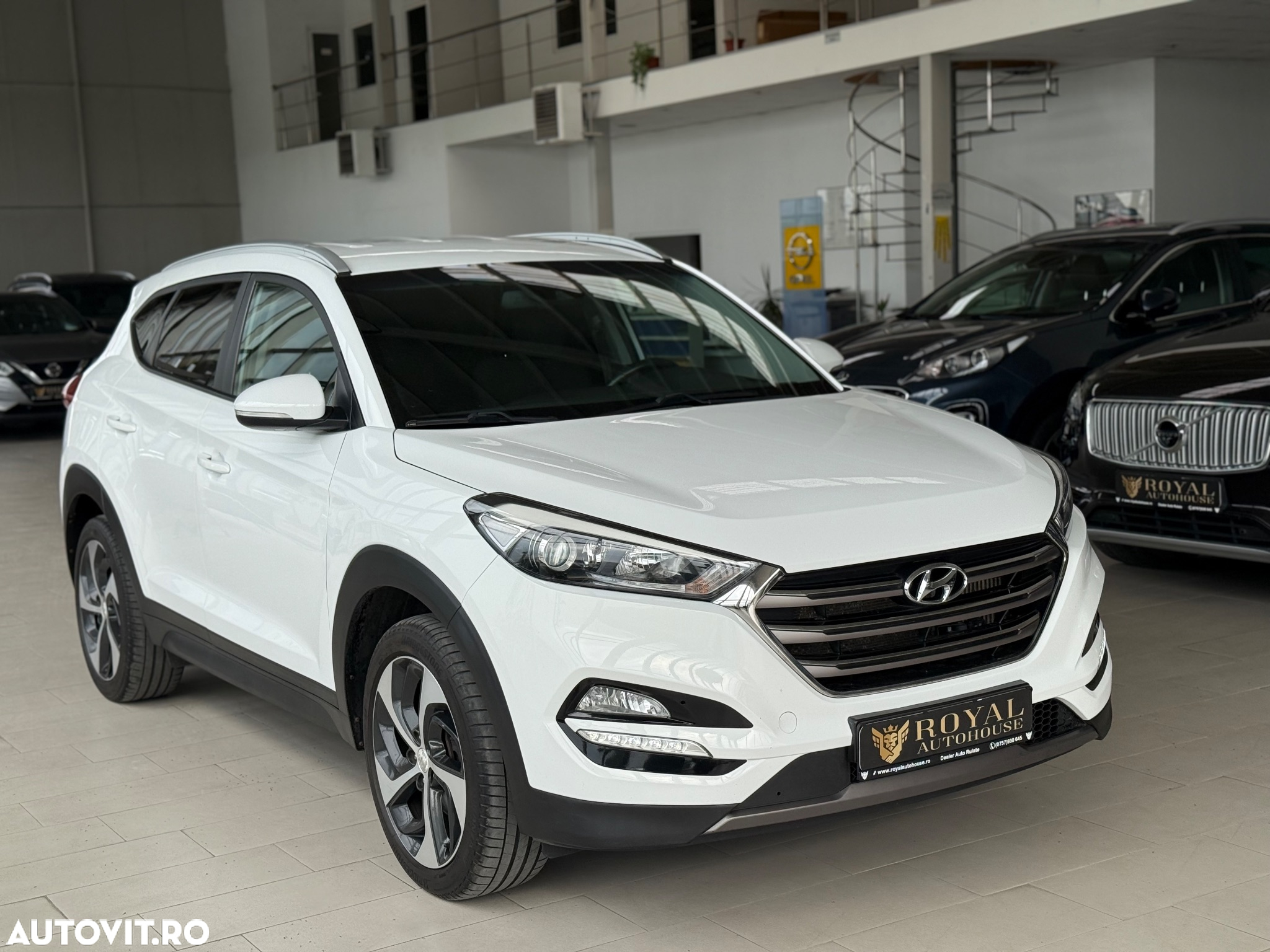 Hyundai Tucson 2.0 CRDI 2WD Style - 2