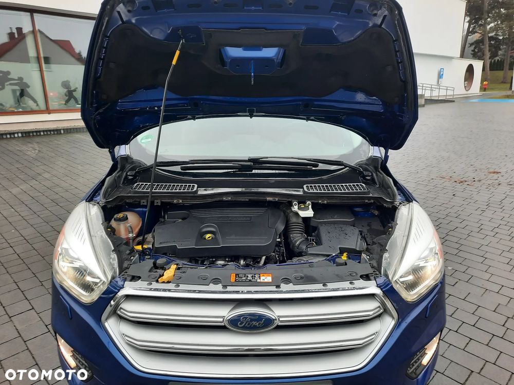 Ford Kuga 2.0 TDCi 2x4 Titanium - 27