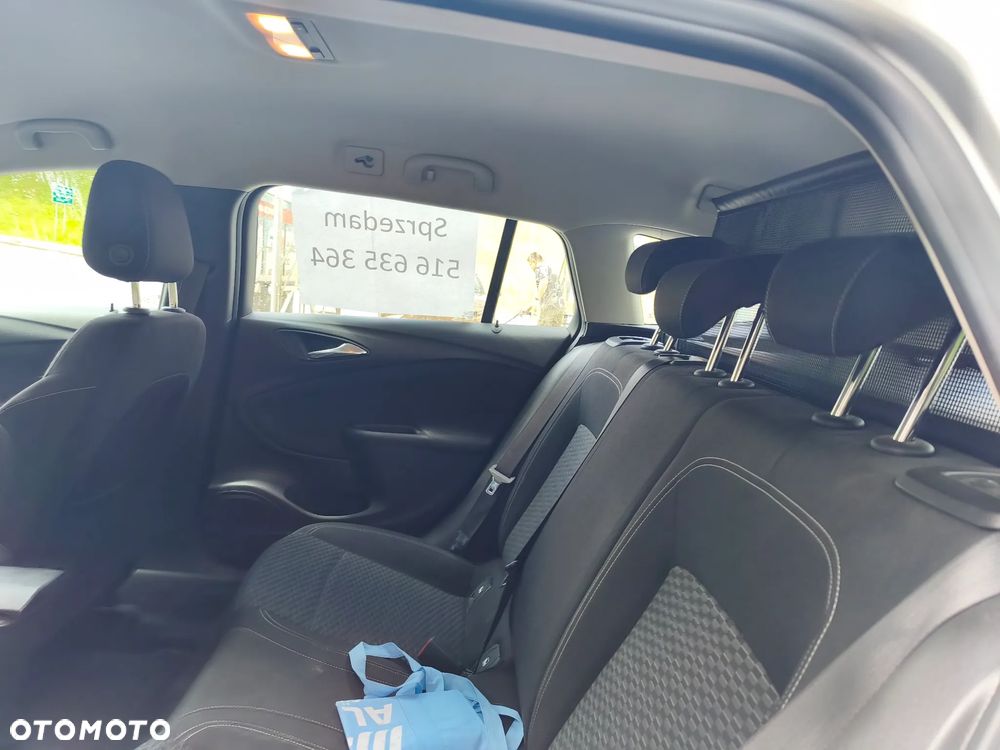 Opel Astra 1.6 CDTI Sport - 9