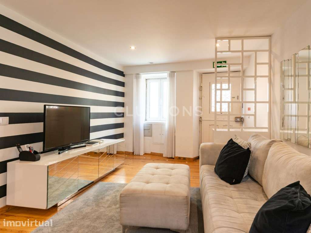 Arrendamento Duplex T2 totalmente mobilado - Centro de Cascais - Grande imagem: 2/18