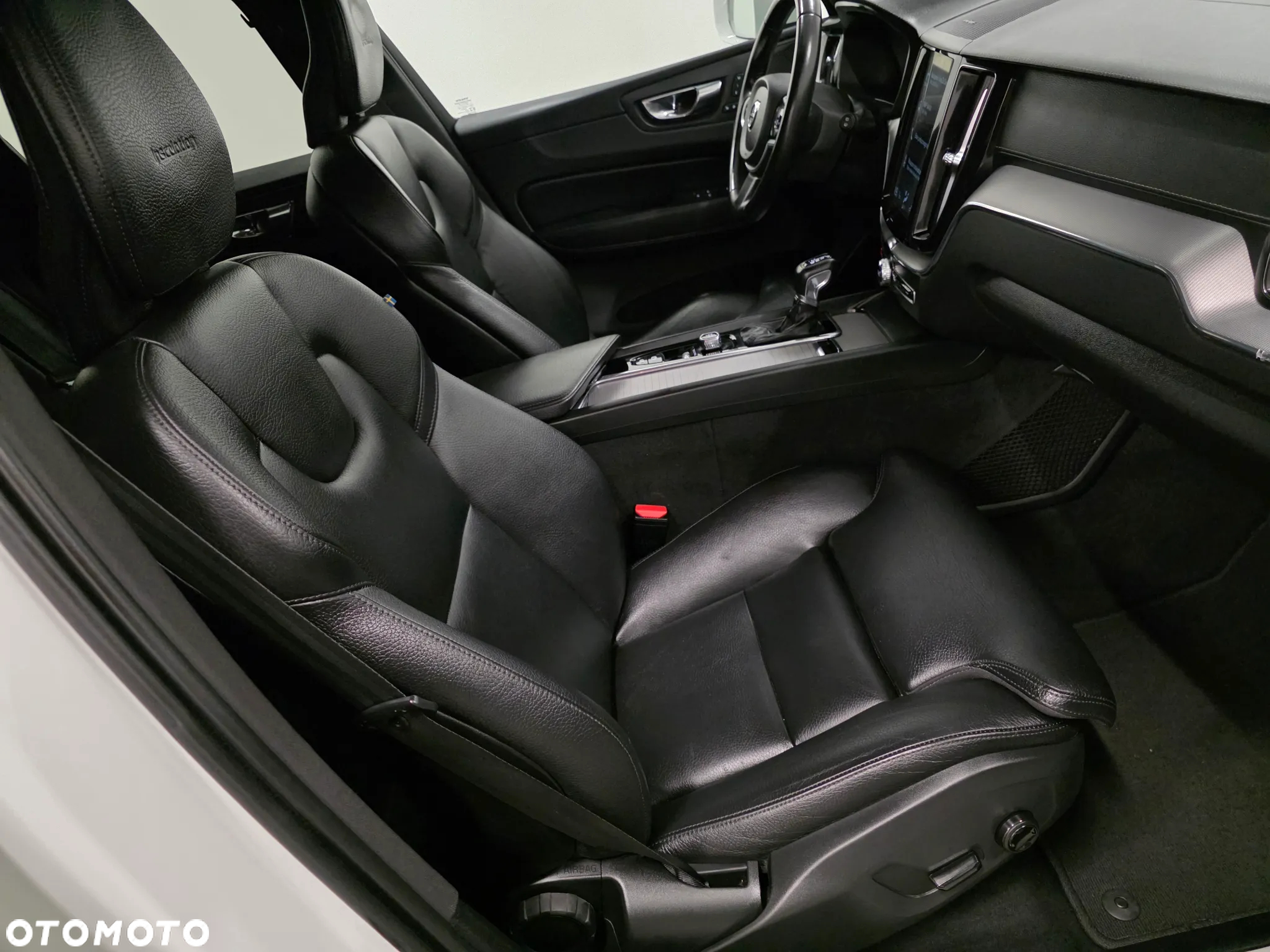 Volvo XC 60 D4 AWD Geartronic Inscription - 18