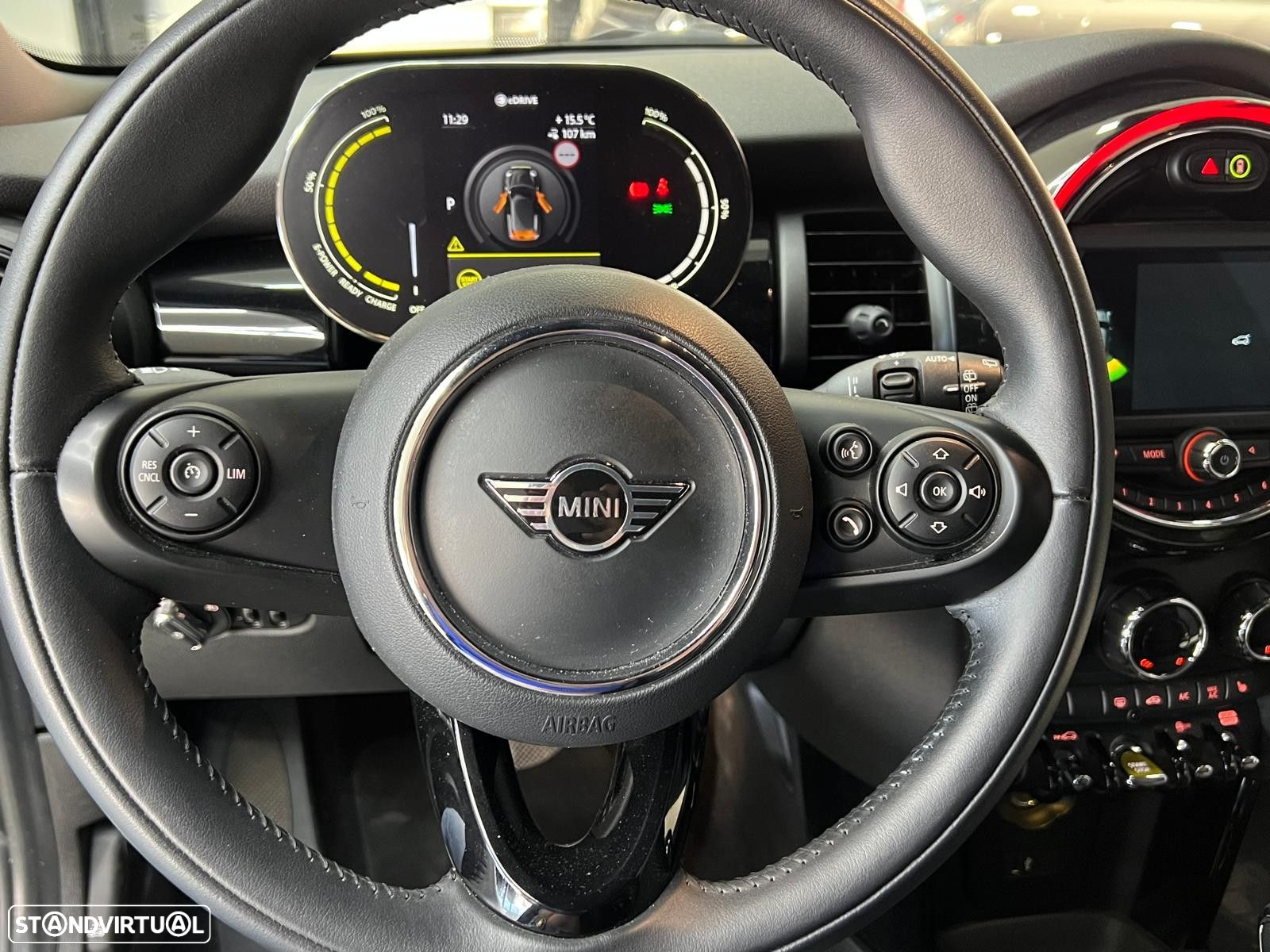 MINI 3 Portas Cooper SE S - 34