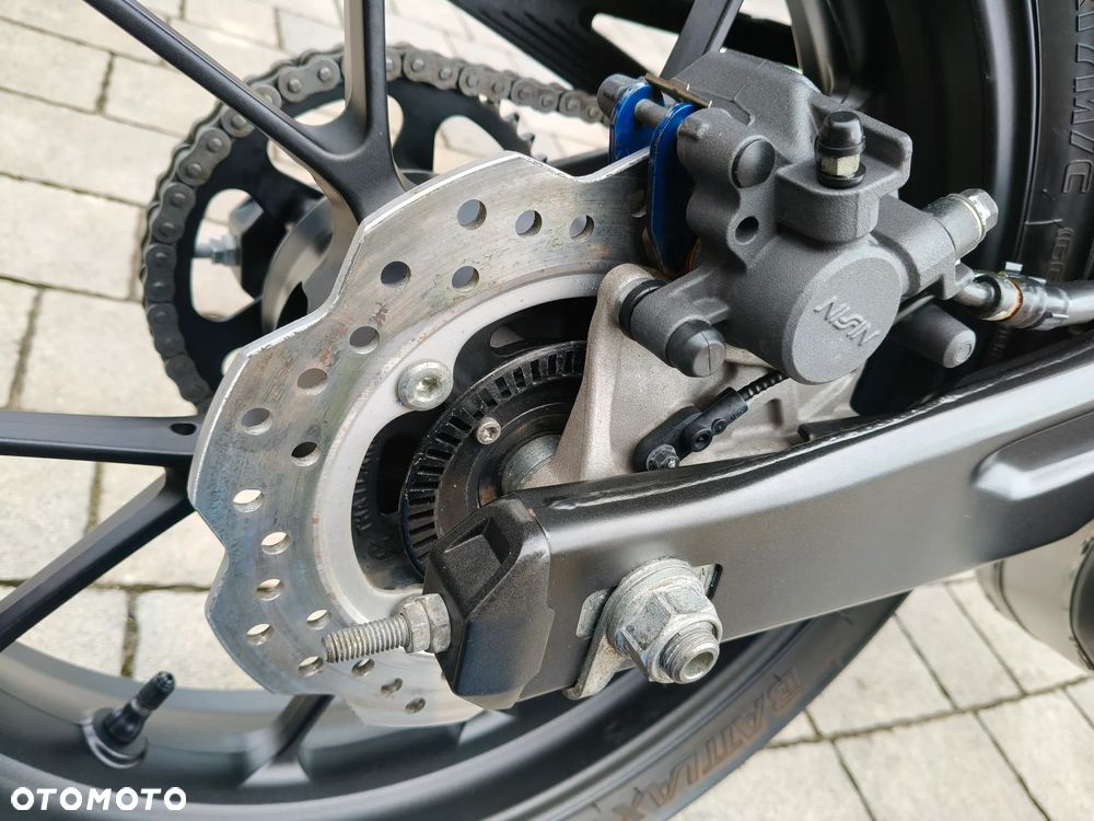 Honda CB - 21