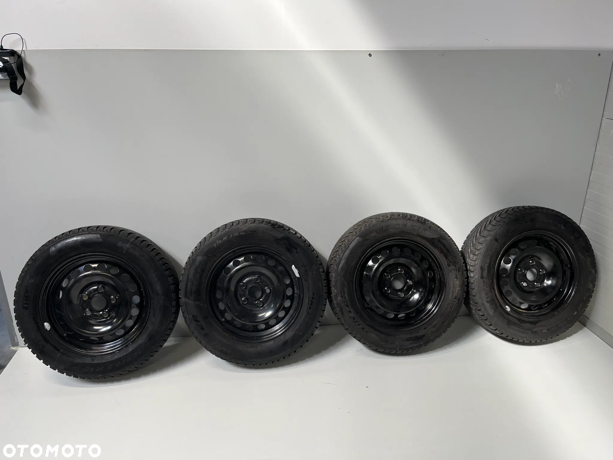 FELGI STALOWE VOLKSWAGEN ,SEAT , AUDI , SKODA 6JX15 H2 ET 43 - 1