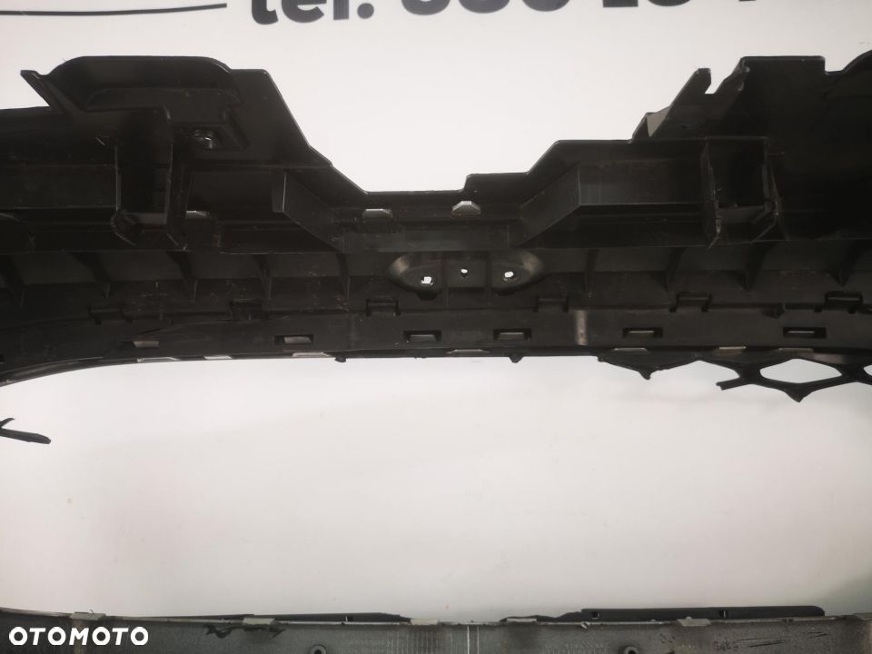 FORD FIESTA MK8 17- SREBRNY ZDERZAK PRZEDNI PRZÓD NR AUKCJI NZ580 - 29