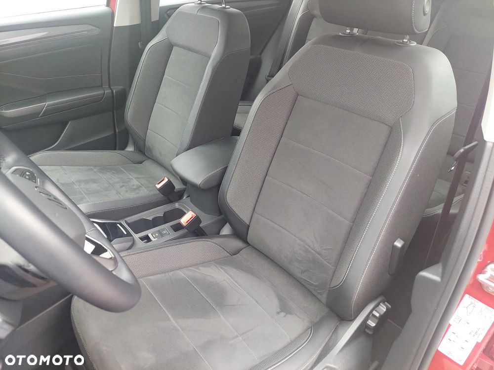 Volkswagen T-Roc 1.5 TSI Style DSG - 23