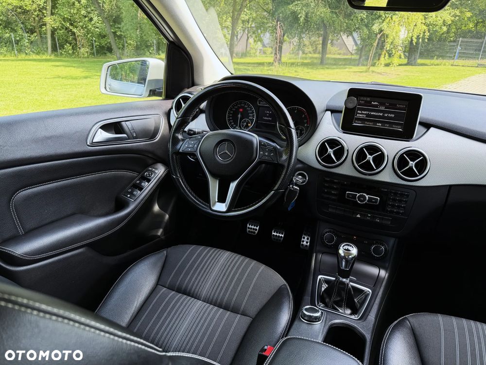 Mercedes-Benz Klasa B 180 CDI (BlueEFFICIENCY) - 13