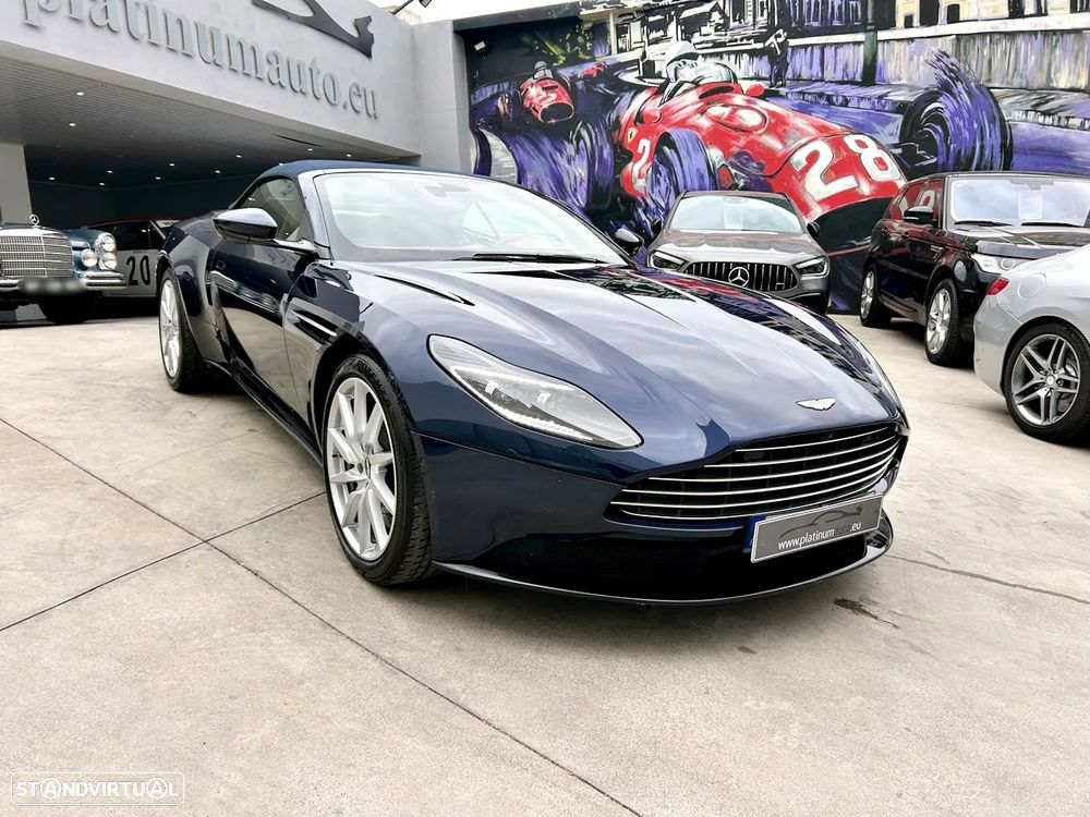 Aston Martin DB11 Coupé V8 Auto - 2