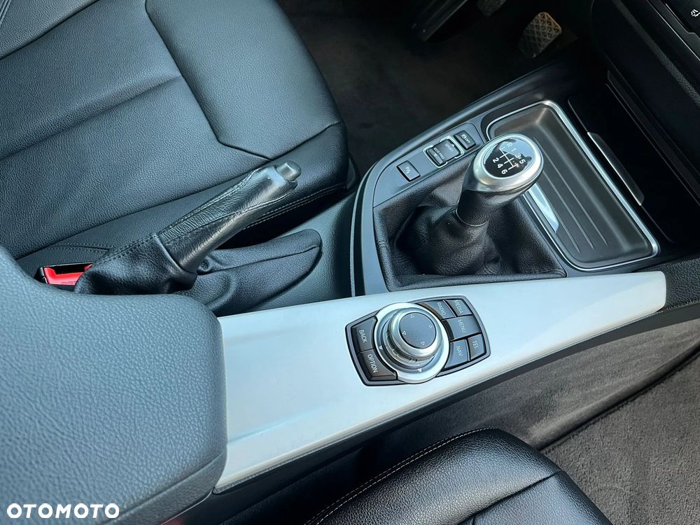 BMW 3GT 318d Modern Line - 35