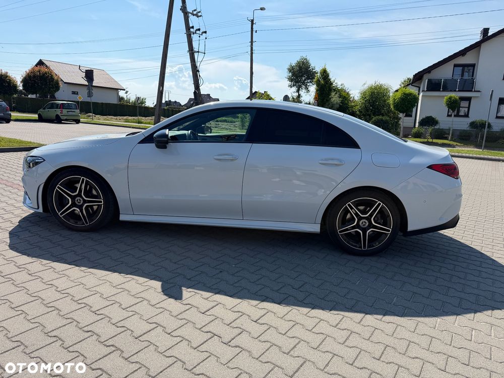 Mercedes-Benz CLA 200 4-Matic AMG Line 8G-DCT - 8