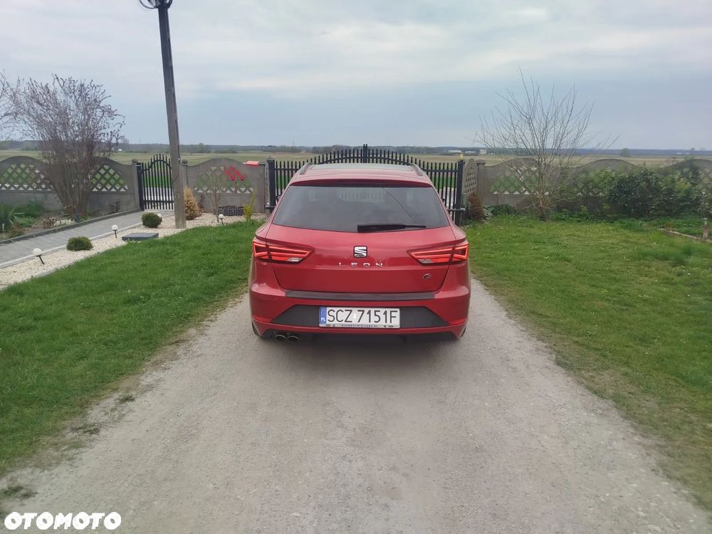 Seat Leon 2.0 TDI DPF DSG FR Black Matt Edition - 8