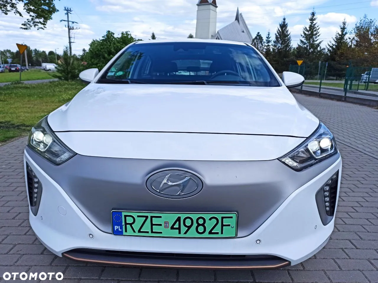 Hyundai IONIQ Elektro Premium - 2