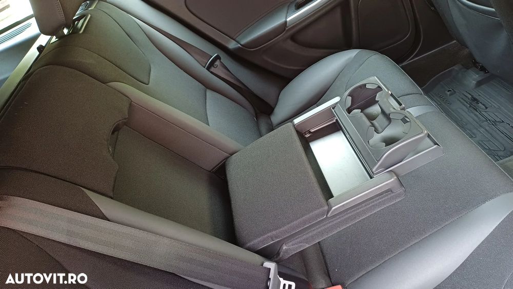 Volvo V60 DRIVe Start-Stop Basic - 17