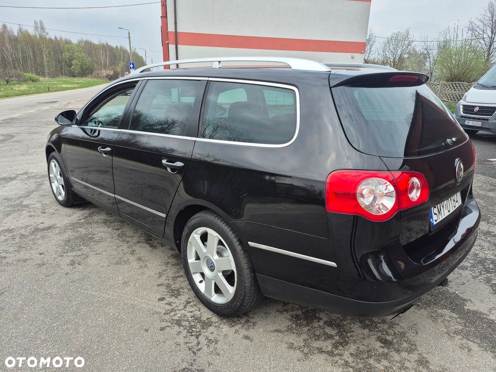 Volkswagen Passat 2.0 FSI Highline - 5