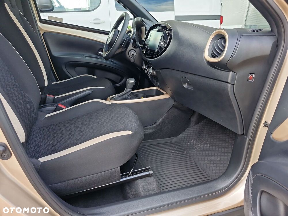Toyota Aygo X 1.0 VVT-i Style CVT - 6