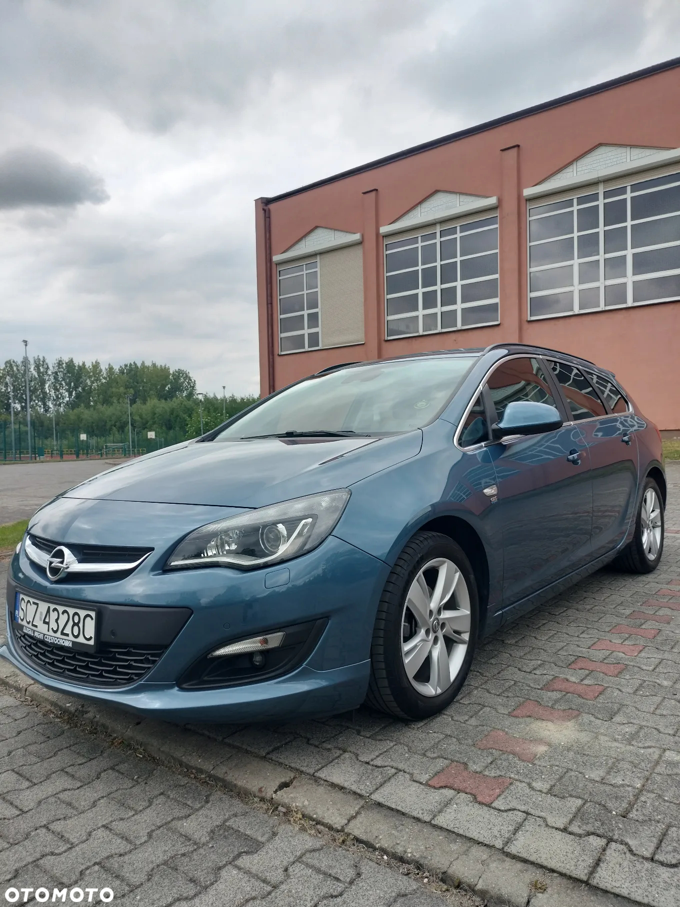Opel Astra 1.4 Turbo Sports Tourer - 2