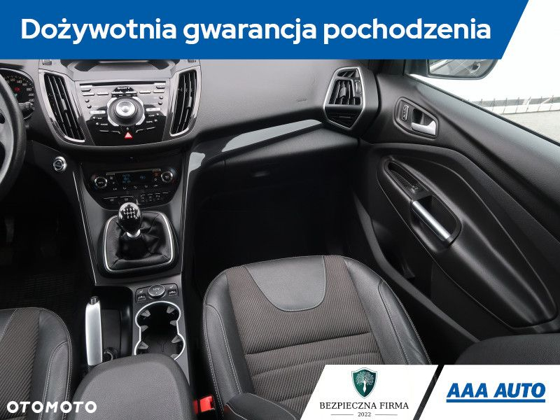 Ford Kuga - 9