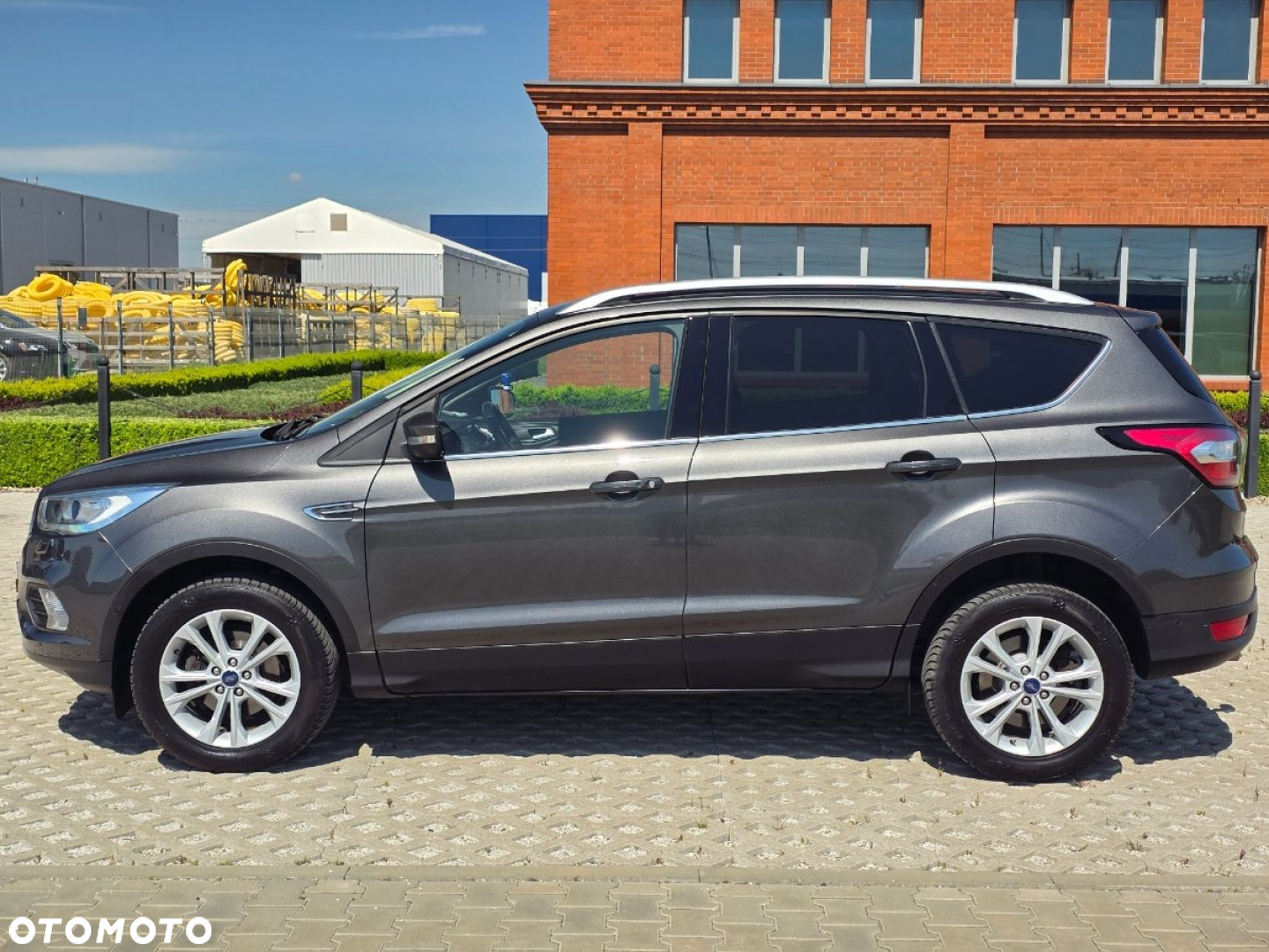 Ford Kuga - 33