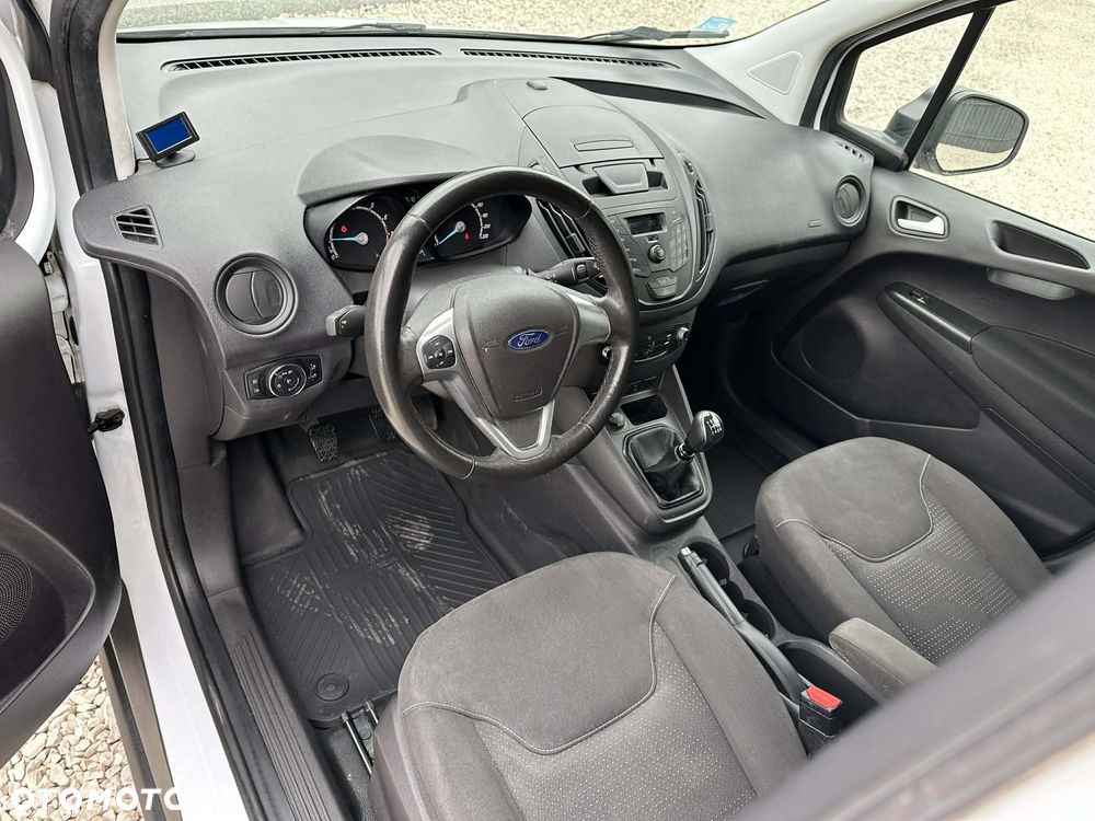 Ford TRANSIT COURIER - 8