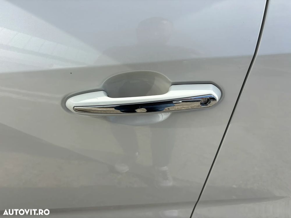 Toyota RAV4 2.5 Hybrid VVT-iE 4x2 Dynamic - 17