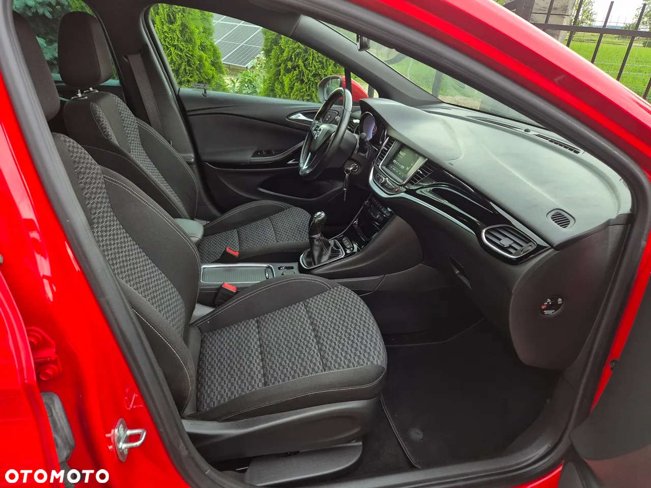 Opel Astra - 32