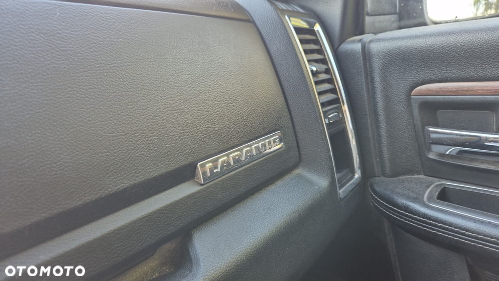Dodge RAM 5.7 4x4 - 14