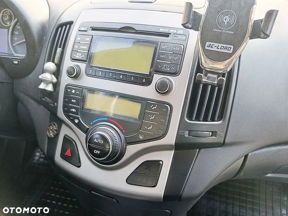 Hyundai i30 1.4 Classic + - 25